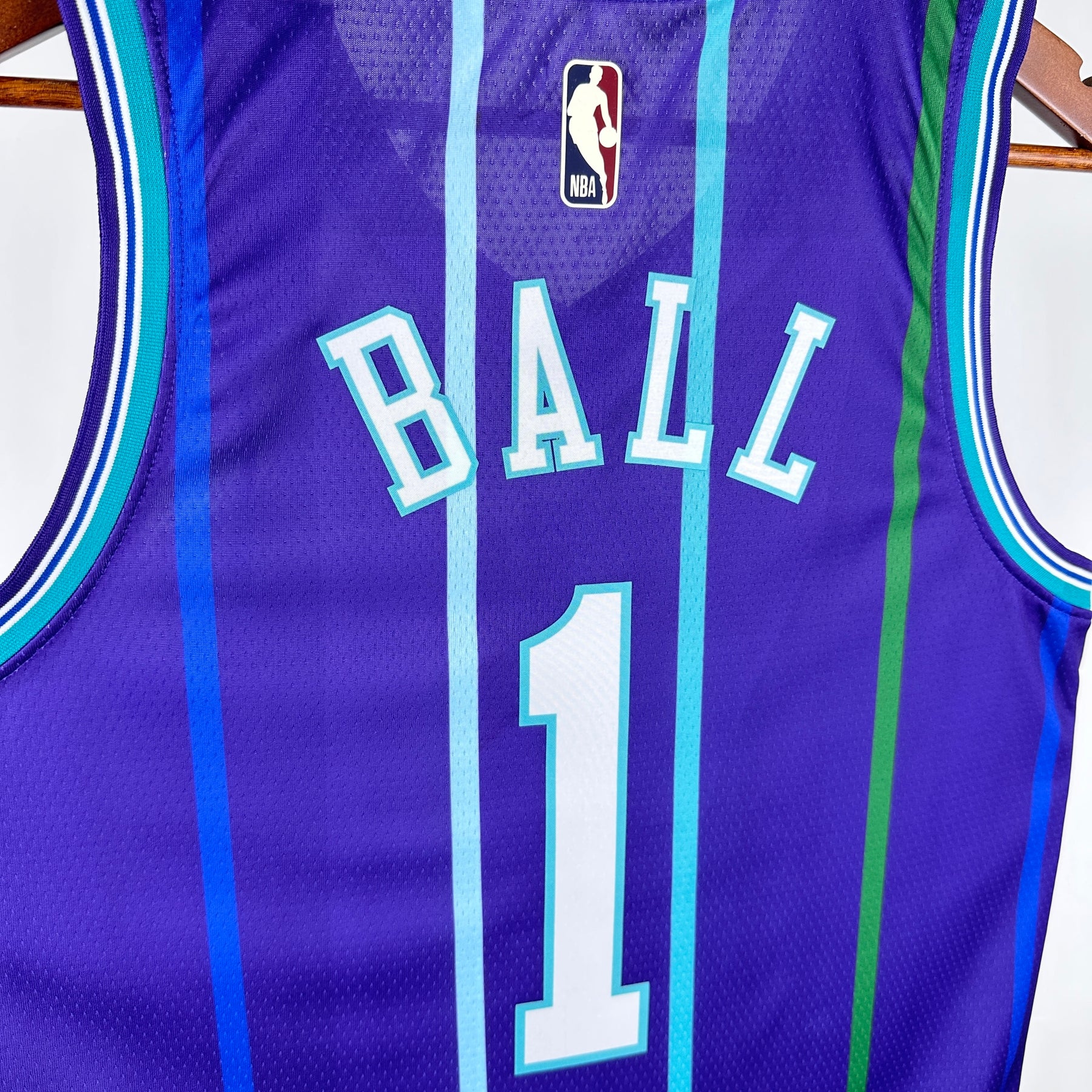 Regata Charlotte Hornets Roxa