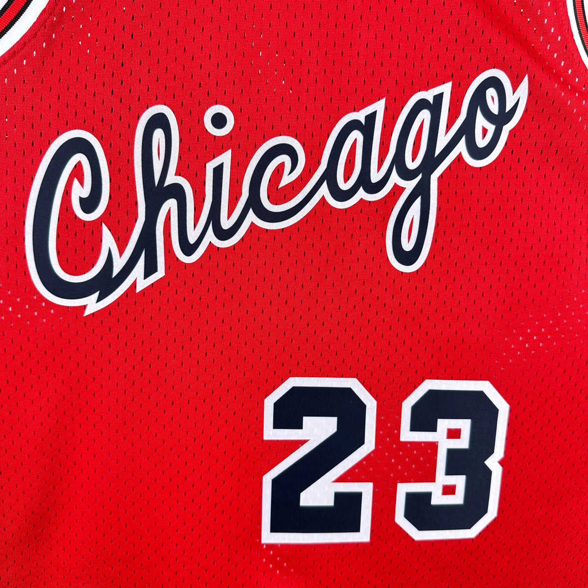 Regata Mitchell & Ness  Chicago Bulls 1984-1985 Vermelha