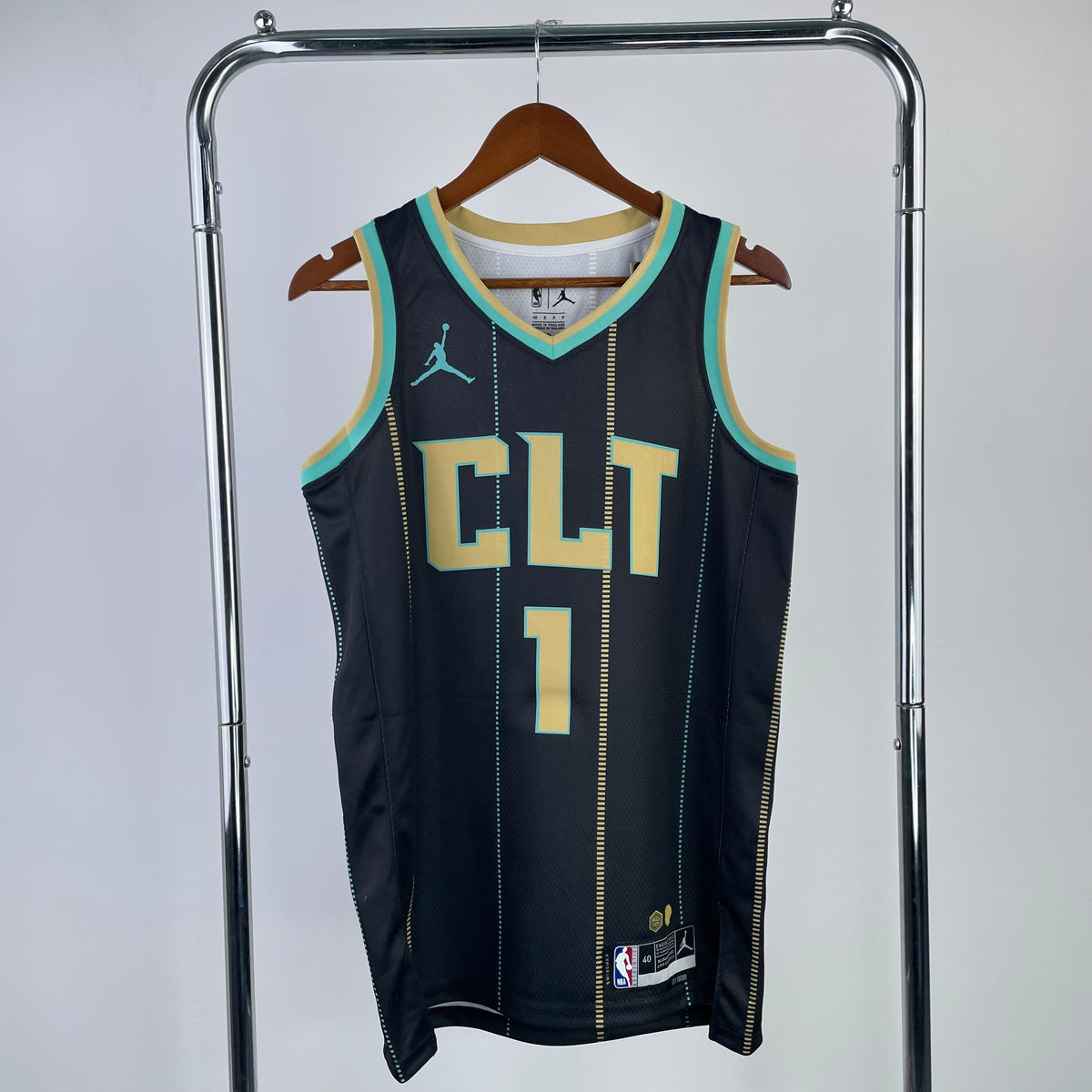 Regata Charlotte Hornets City Edition
