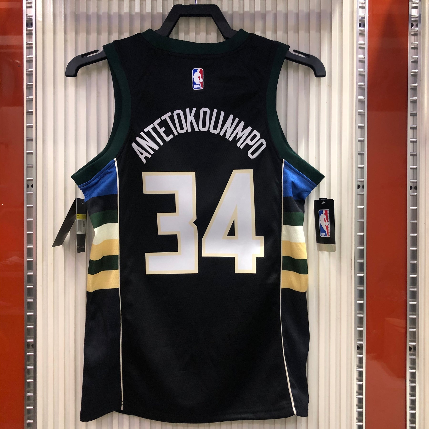 Regata Milwaukee Bucks Preta
