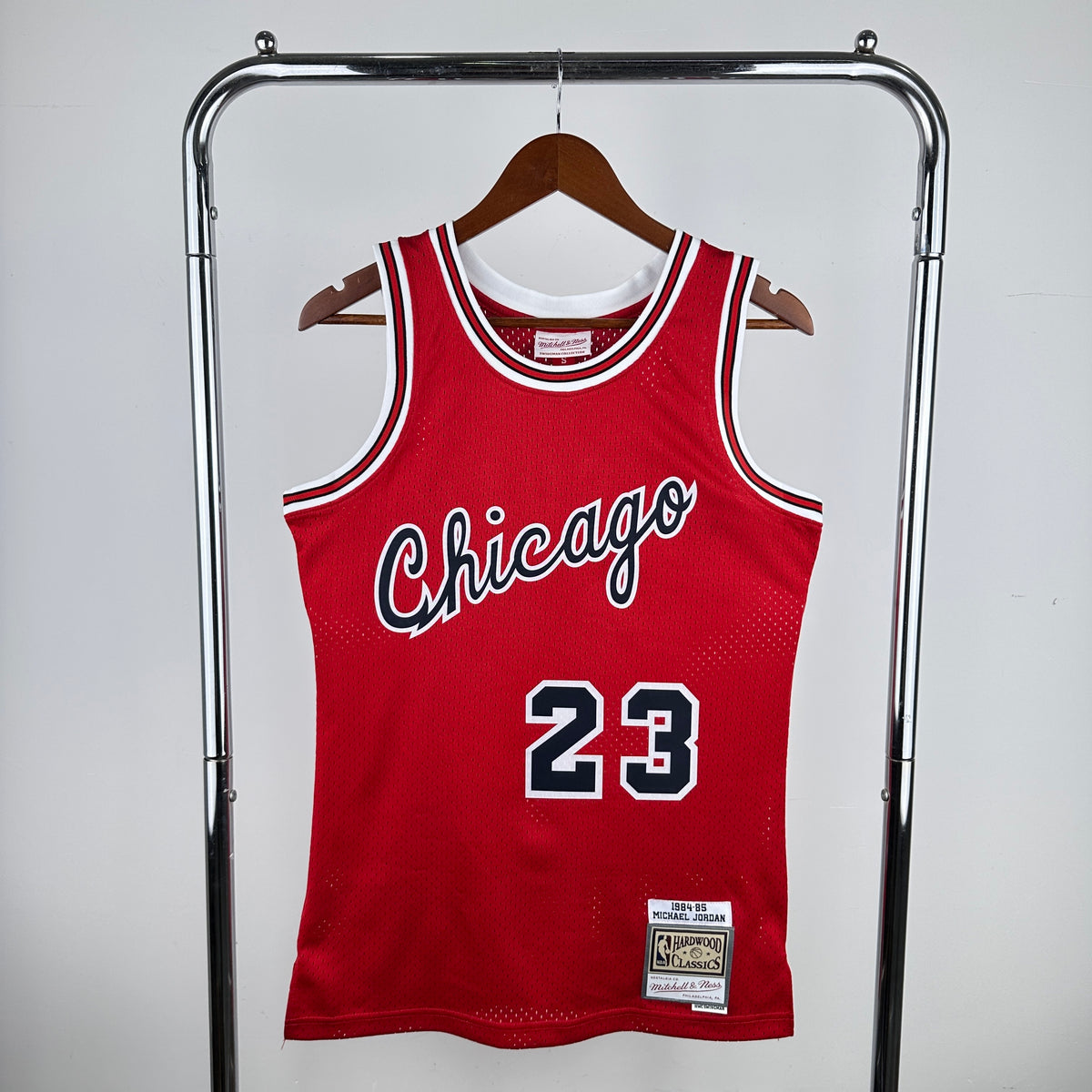 Regata Mitchell & Ness  Chicago Bulls 1984-1985 Vermelha