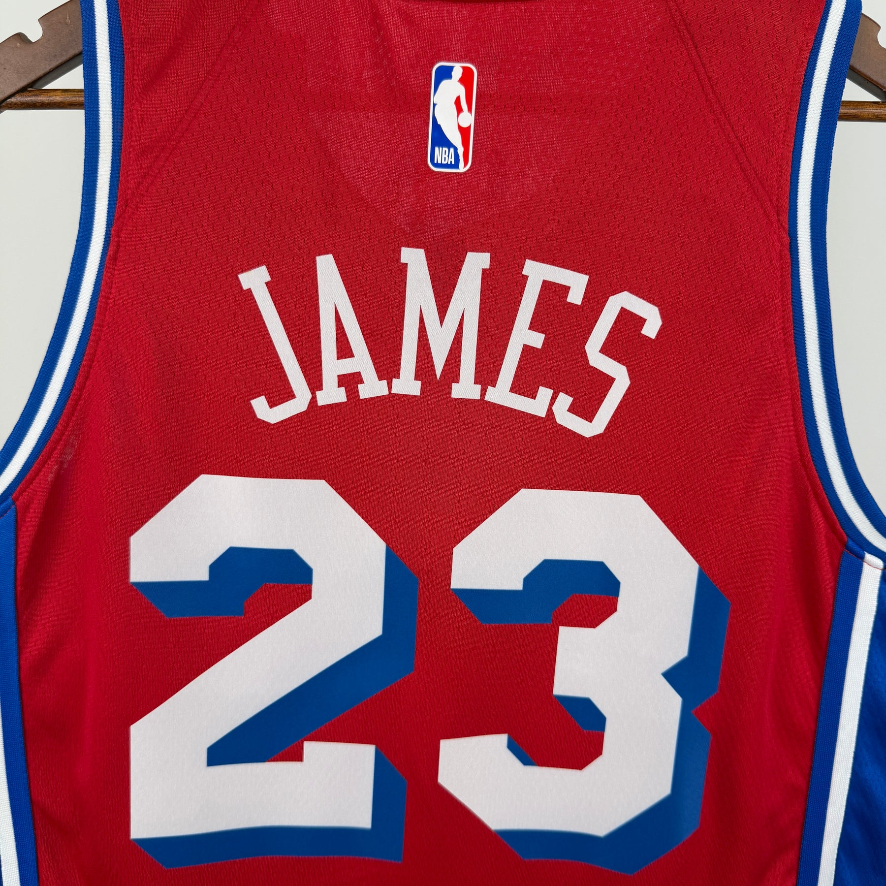Regata Philadelphia 76ers Statement Edition