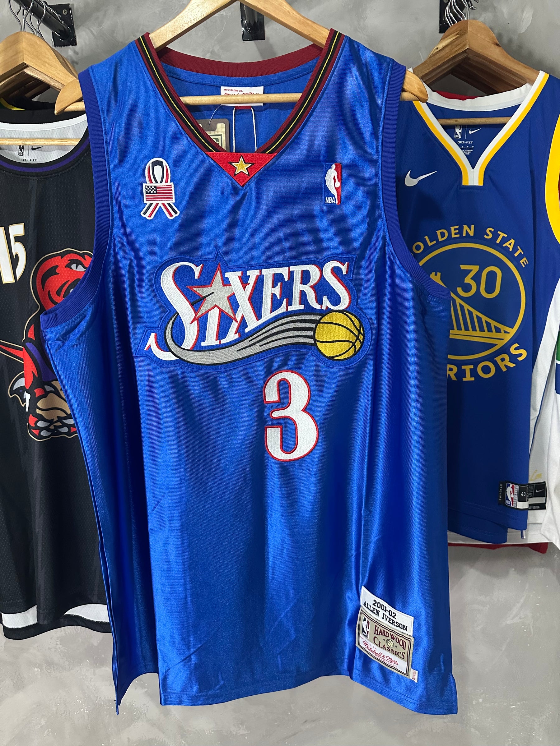 Regata  Philadelphia 76ers Mitchell&Ness 2001