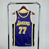 Regata Los Angeles Lakers Statement Edition