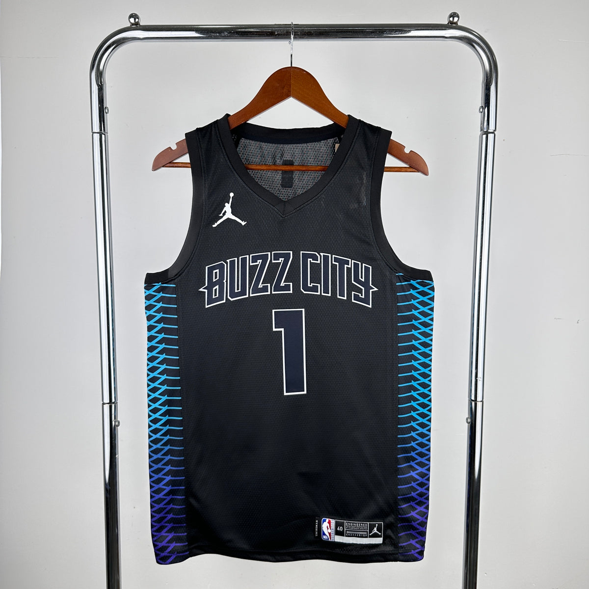 Regata Charlotte Hornets City Edition Preta