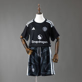 Manchester United 26/27 Goalkeeper Kids Kit