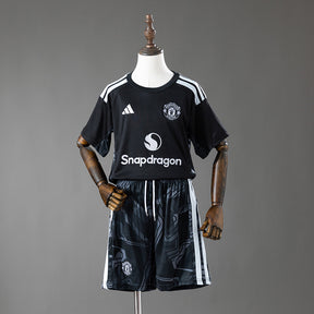 Manchester United 26/27 Goalkeeper Kids Kit