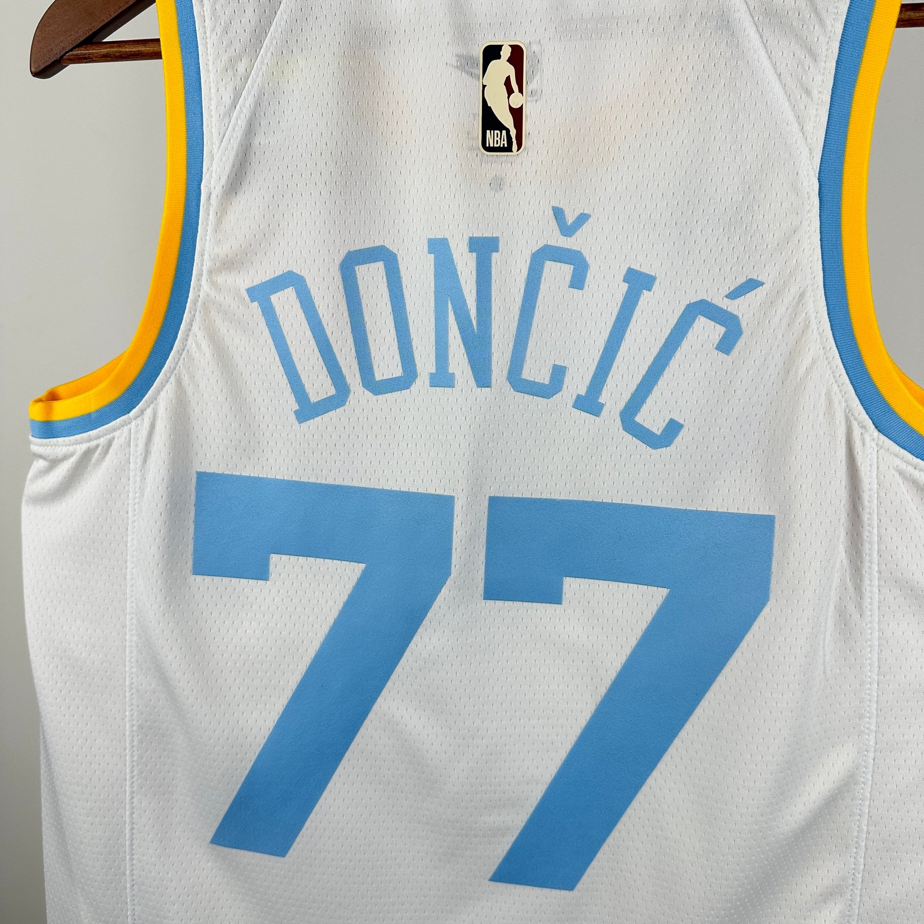 Regata Los Angeles Lakers CLassic Edition