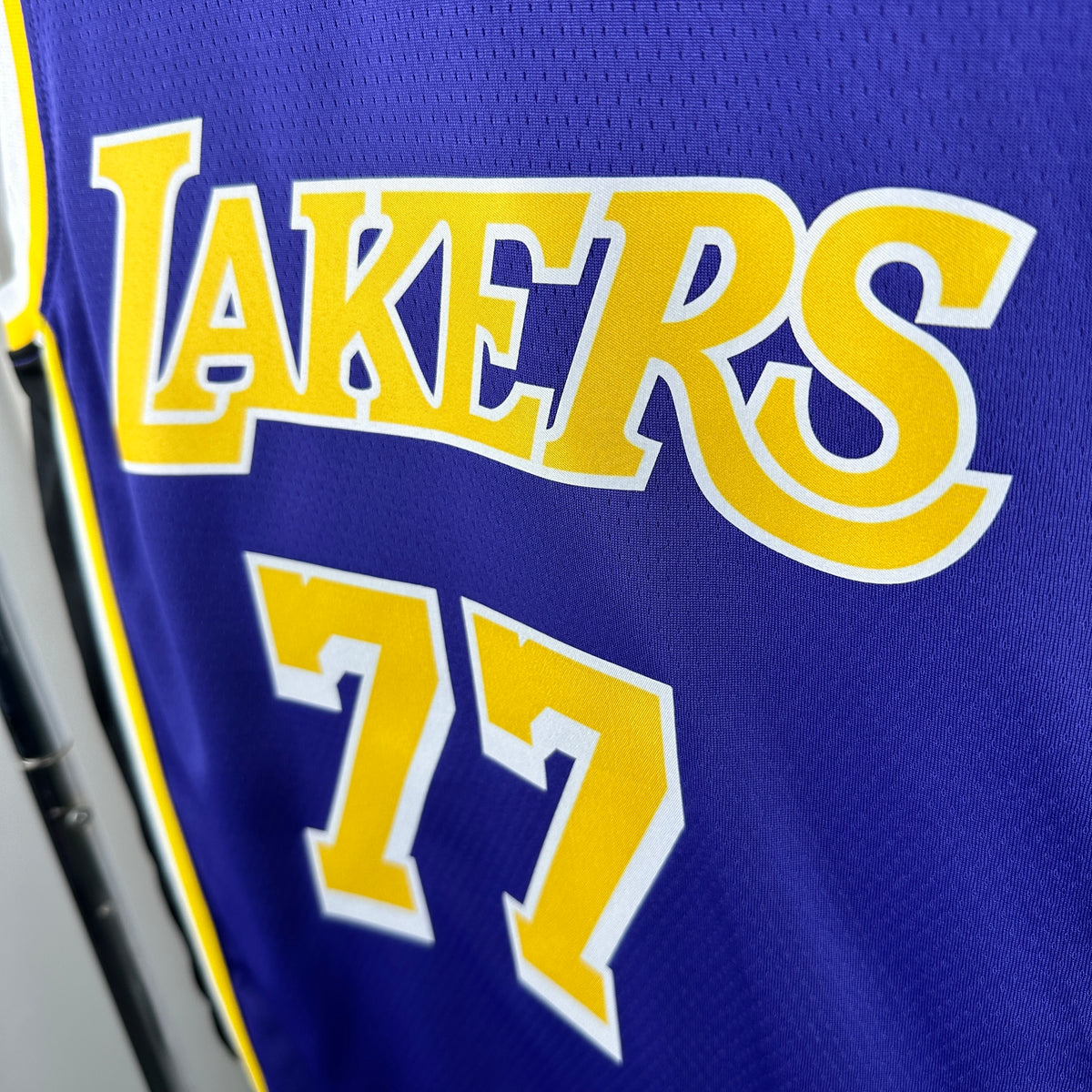 Regata Los Angeles Lakers Statement Edition