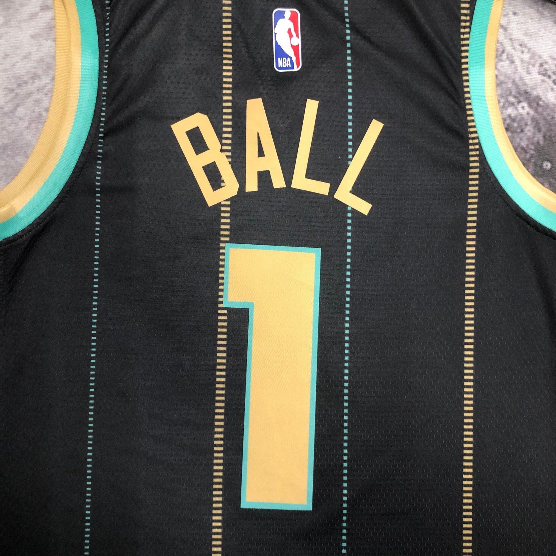 Regata Charlotte Hornets City Edition
