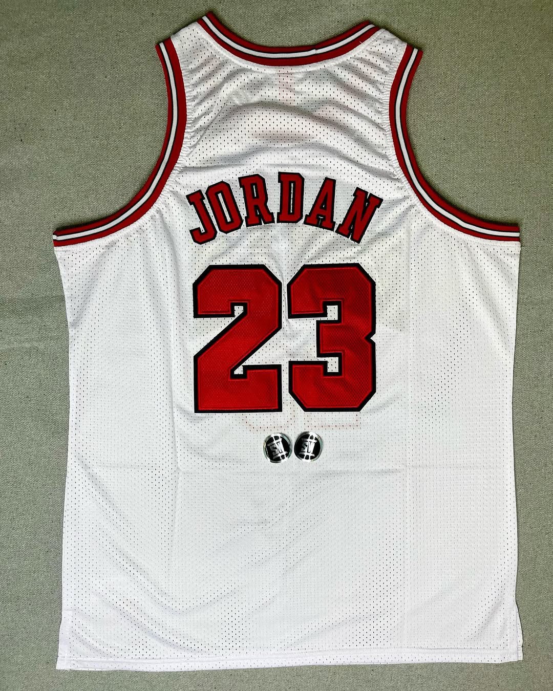 Regata Chicago Bulls Mitchell & Ness Branca