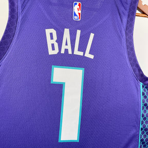 Regata Charlotte Hornets Statement Edition