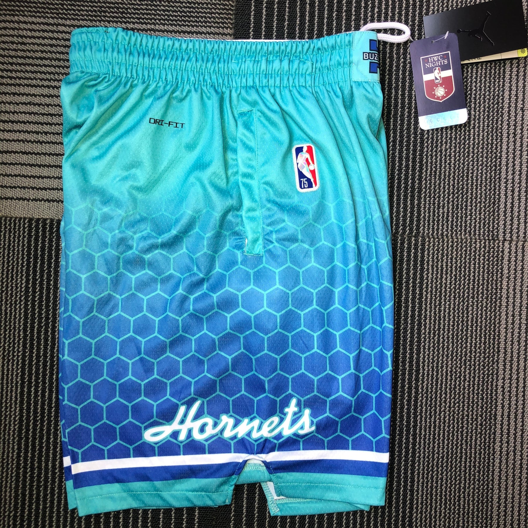 Short NBA Charlotte Hornets 75 anos