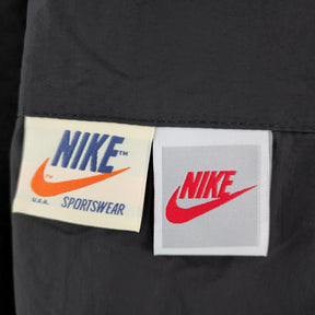 Corta Vento Nike SportWear - Preto