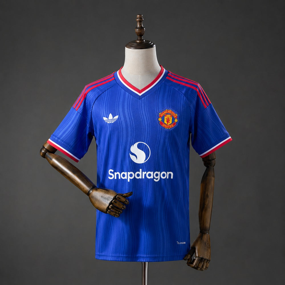 Manchester United 26/27 Away