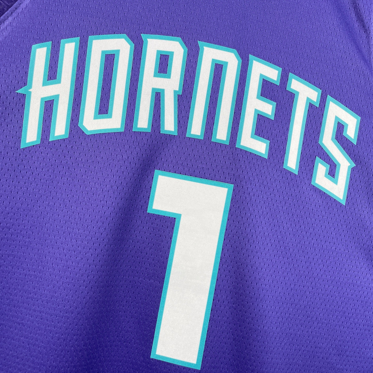 Regata Charlotte Hornets Statement Edition